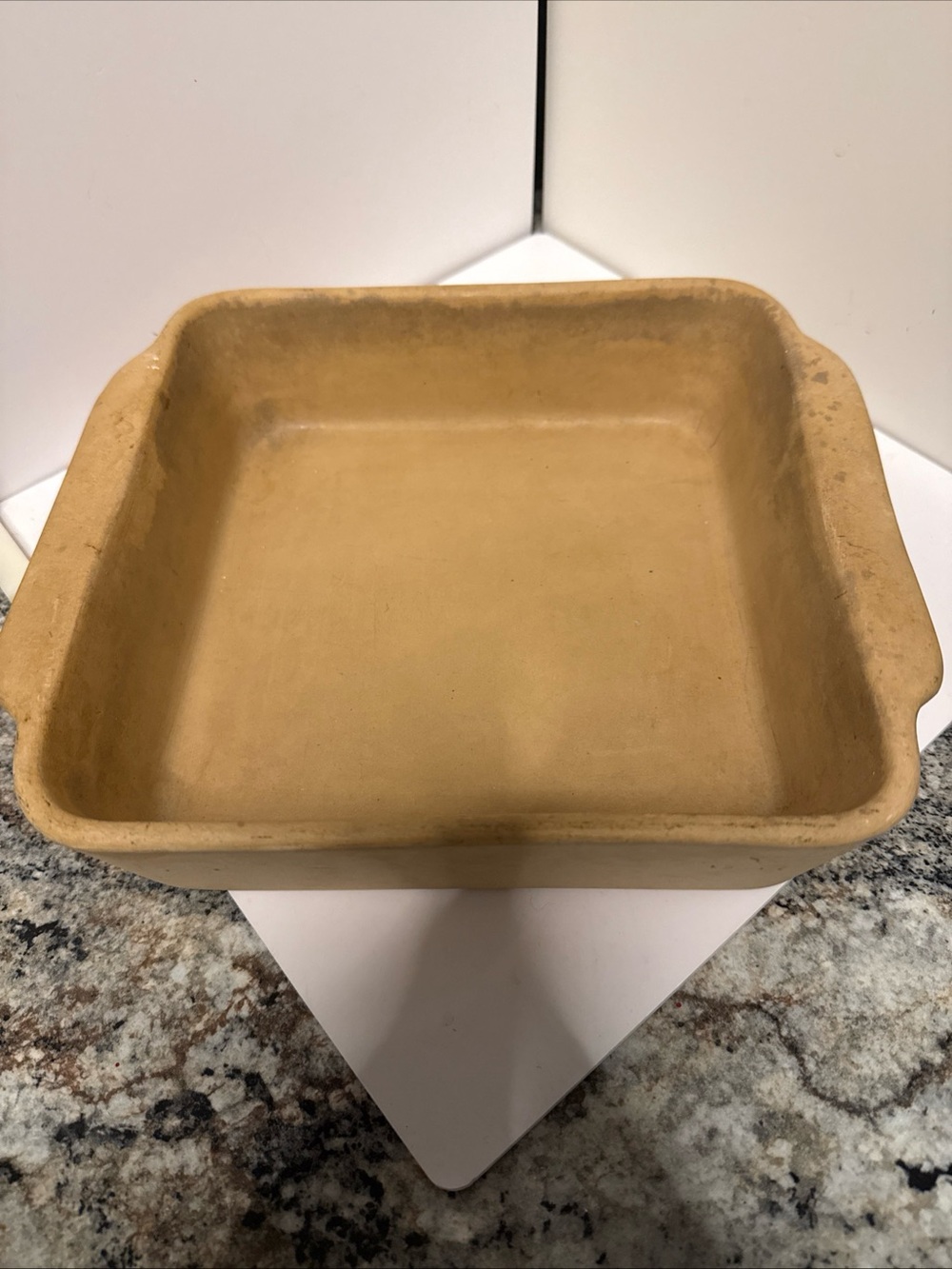 Pampered Chef square 9x9 seasoned baking stone dish - Picture 2 of 8